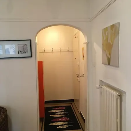 La Proximite Du Centre Avec Vue Sur Le Lac.